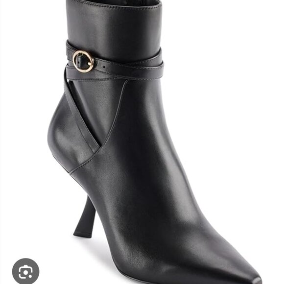 Karl Lagerfeld Paris Karly Pointy Toe Boot Bootie Black Leather Sizes NEW - Picture 1 of 10